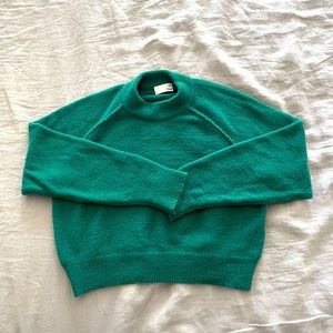 Aritzia Wilfred Free sweater